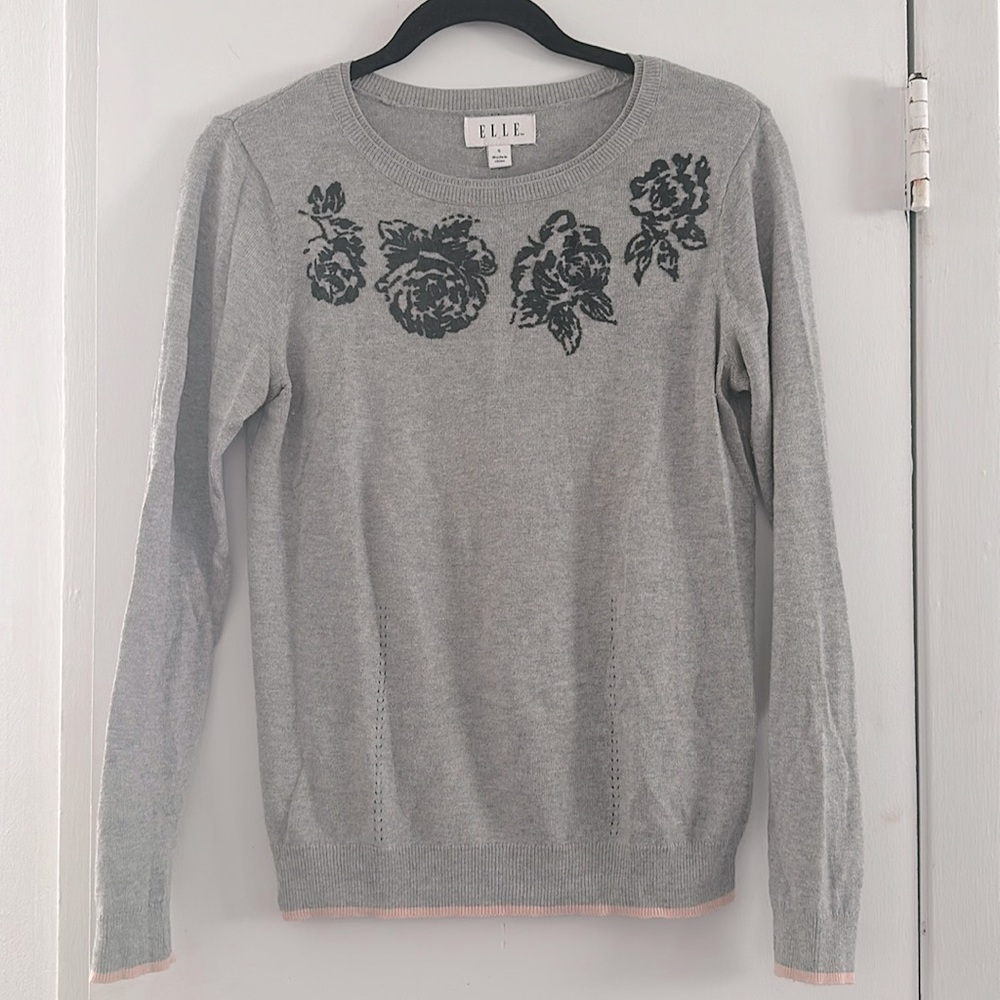 ELLE cardigan with embroidery